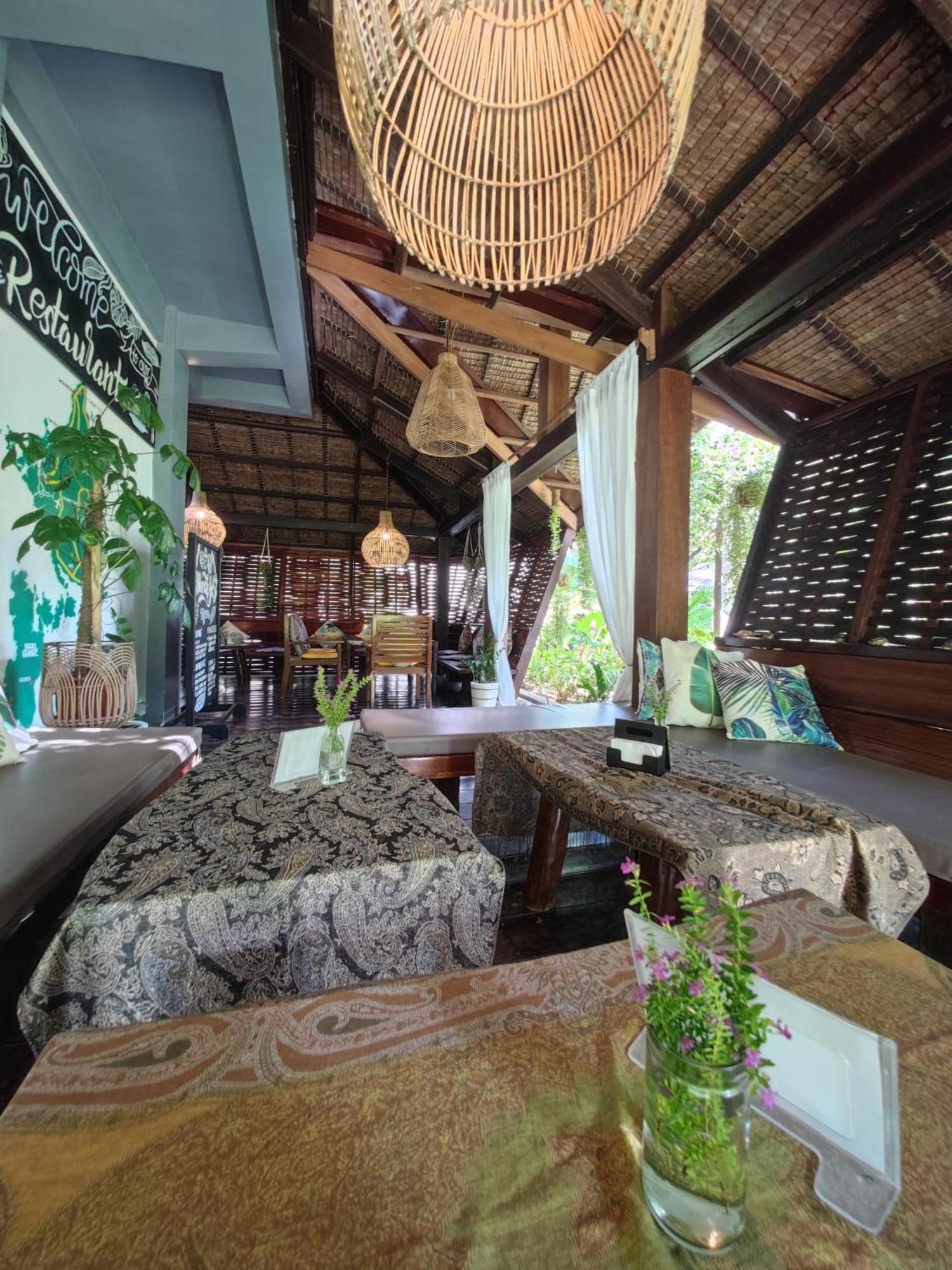 Daluyong Beach Resort General Luna  Exterior photo